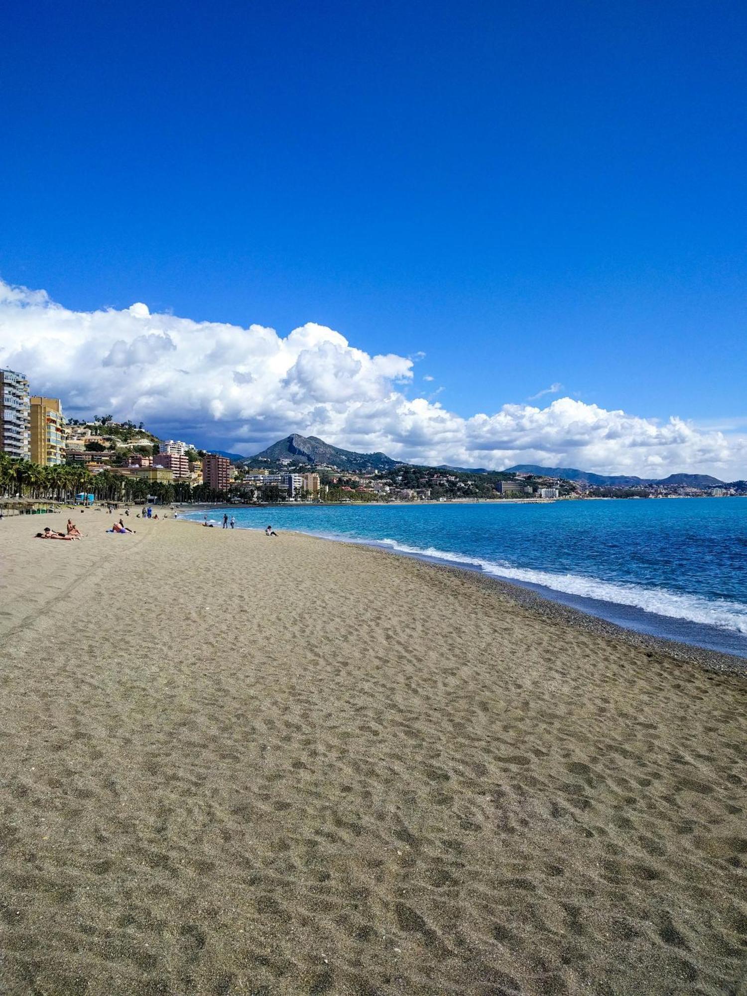 La Victoria Home Малага Экстерьер фото